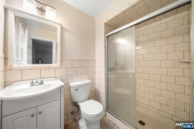 89A Forsythia, Paramus, NJ 07652