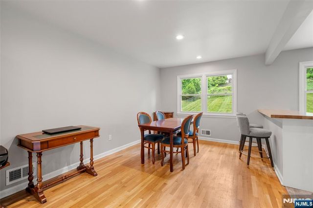 89A Forsythia, Paramus, NJ 07652
