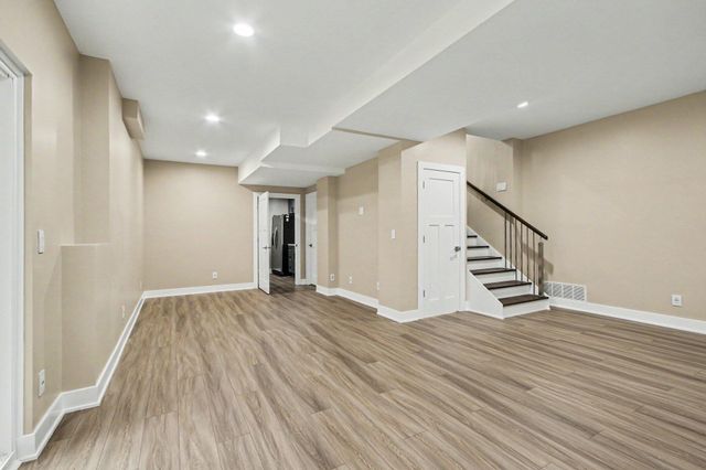 1104 Burlington Beach Road, Valparaiso, IN 46383