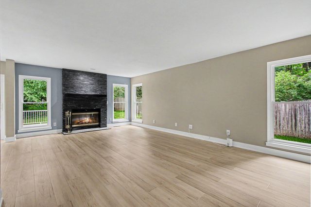 1104 Burlington Beach Road, Valparaiso, IN 46383