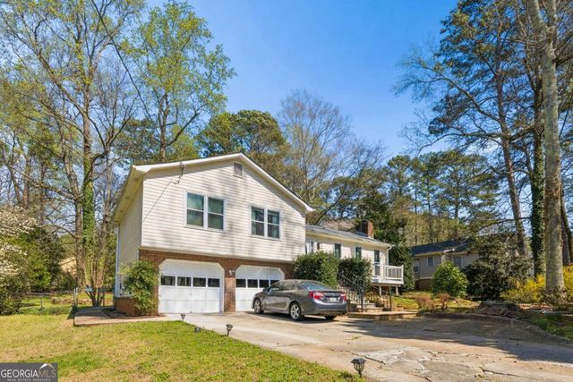 254 Devant Place SW, Lilburn, GA 30047