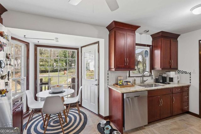 254 Devant Place SW, Lilburn, GA 30047