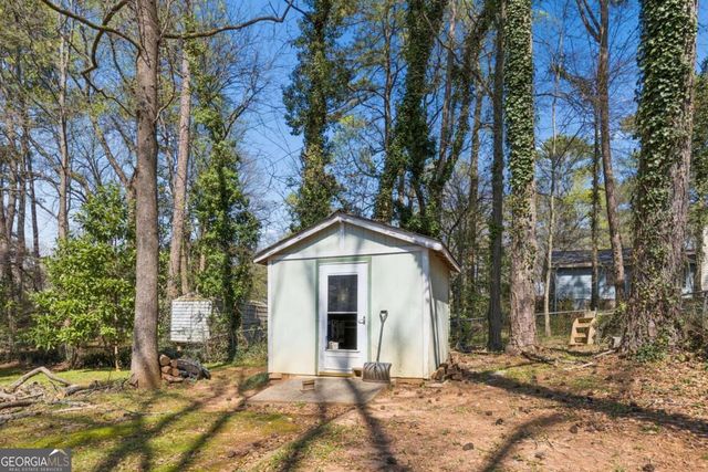 254 Devant Place SW, Lilburn, GA 30047