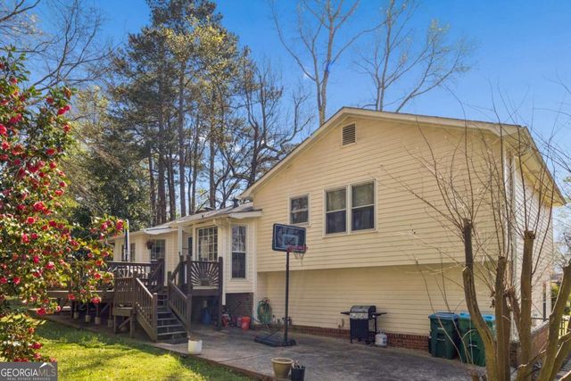 254 Devant Place SW, Lilburn, GA 30047