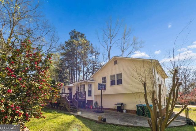 254 Devant Place SW, Lilburn, GA 30047