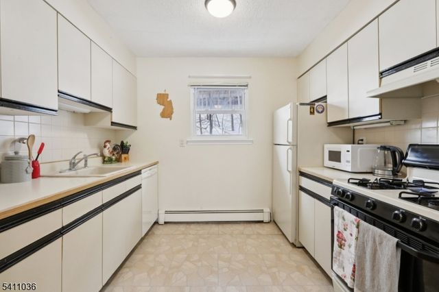 35 Espy Rd 5B, Caldwell Boro Twp., NJ 07006