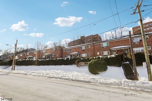 35 Espy Rd 5B, Caldwell Boro Twp., NJ 07006