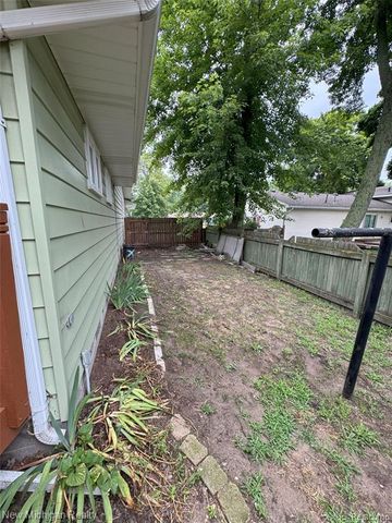 3239 N Shoreview Drive, Fort Gratiot, MI 48059