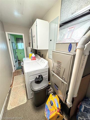 3239 N Shoreview Drive, Fort Gratiot, MI 48059