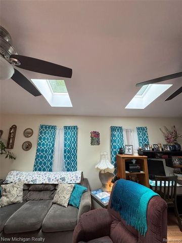 3239 N Shoreview Drive, Fort Gratiot, MI 48059