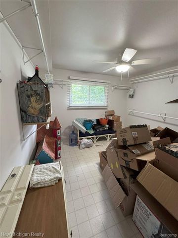 3239 N Shoreview Drive, Fort Gratiot, MI 48059