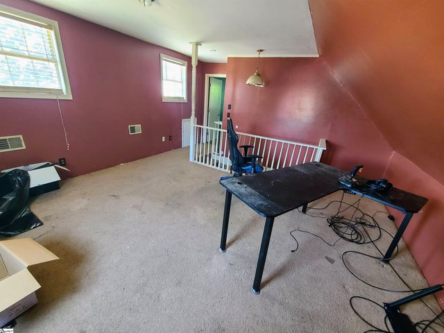 31 Mccaughrin Street, Pelzer, SC 29669