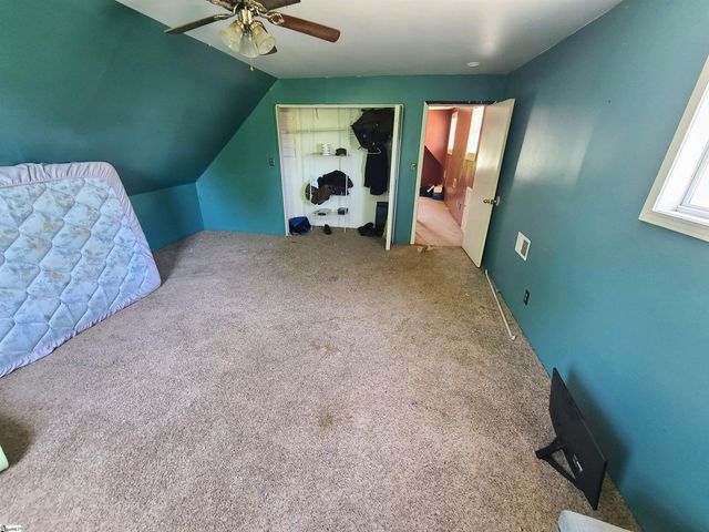 31 Mccaughrin Street, Pelzer, SC 29669