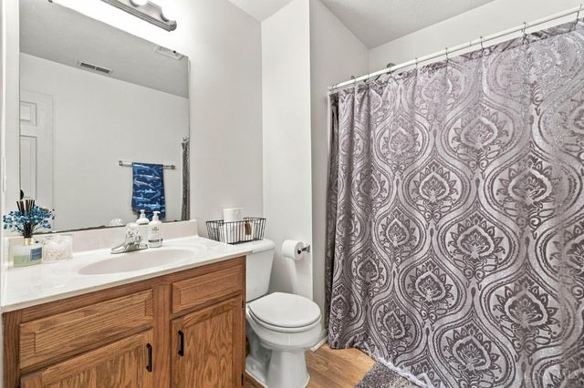221 Clearbrook Drive, Franklin, OH 45005