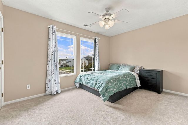 221 Clearbrook Drive, Franklin, OH 45005