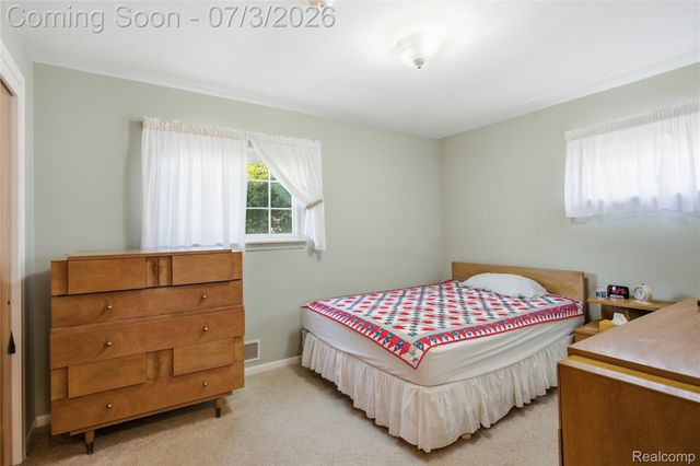 8516 Perrin Avenue, Westland, MI 48185