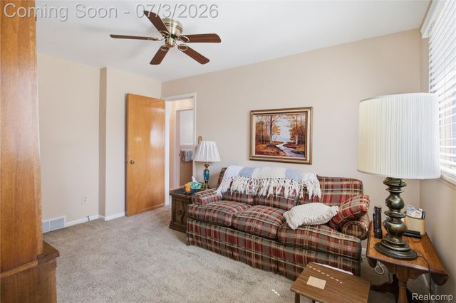 8516 Perrin Avenue, Westland, MI 48185