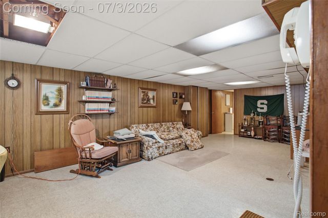 8516 Perrin Avenue, Westland, MI 48185