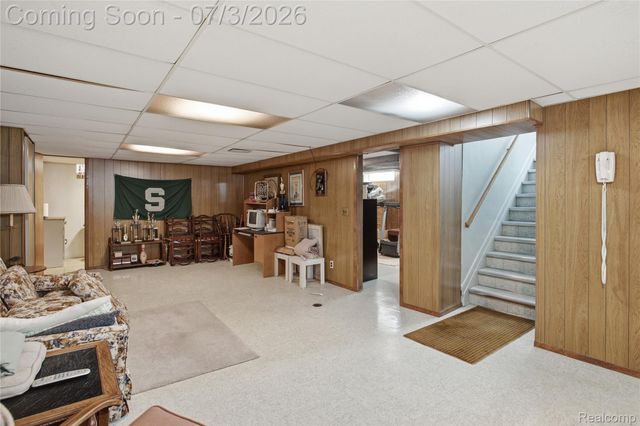 8516 Perrin Avenue, Westland, MI 48185