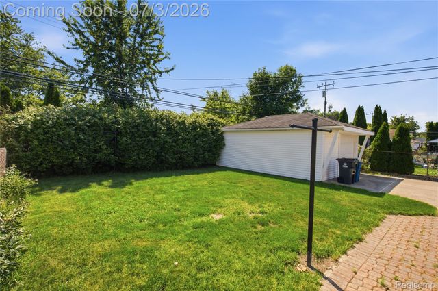 8516 Perrin Avenue, Westland, MI 48185