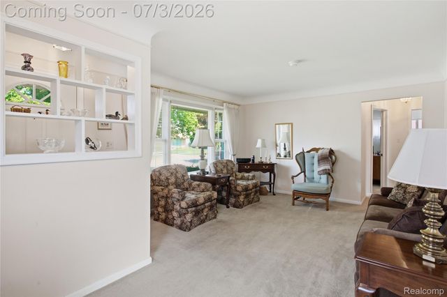 8516 Perrin Avenue, Westland, MI 48185