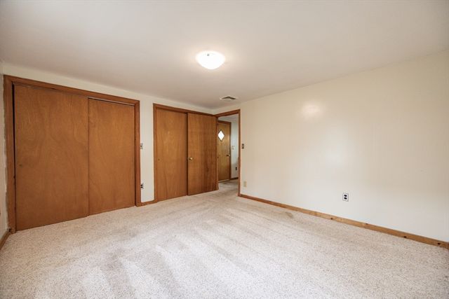 78 Chestnut St, Watertown, MA 02472