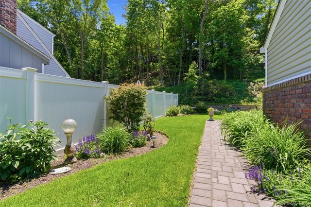 78 Cornell Drive, Smithtown, NY 11787