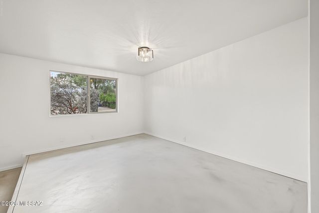 333 N Alandale Avenue, Tucson, AZ 85710
