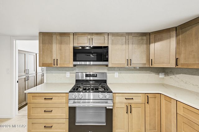 333 N Alandale Avenue, Tucson, AZ 85710