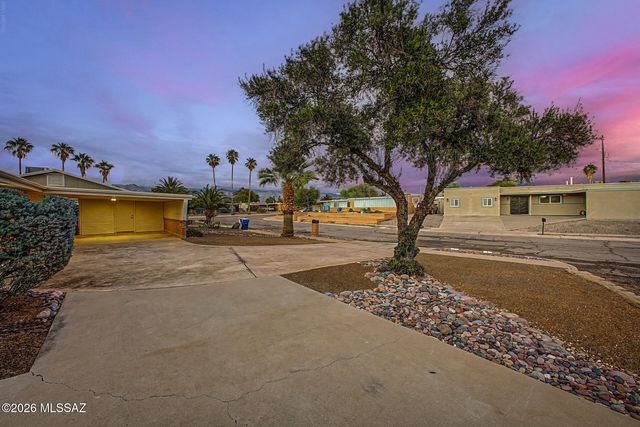 333 N Alandale Avenue, Tucson, AZ 85710