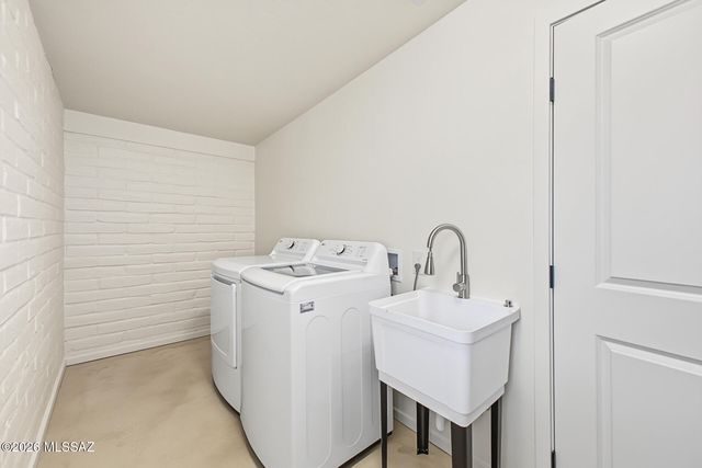 333 N Alandale Avenue, Tucson, AZ 85710