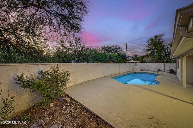 333 N Alandale Avenue, Tucson, AZ 85710