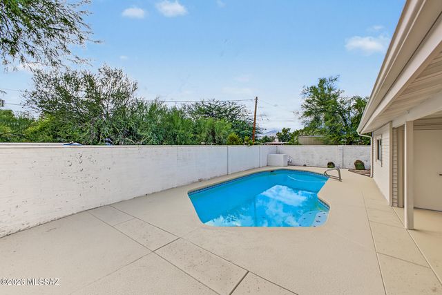 333 N Alandale Avenue, Tucson, AZ 85710