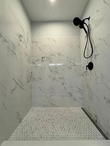 9820 LAKE CHASE ISLAND WAY 9820, Tampa, FL 33626