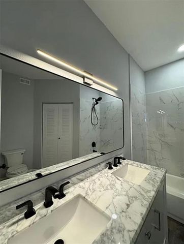 9820 LAKE CHASE ISLAND WAY 9820, Tampa, FL 33626