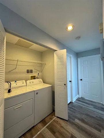 9820 LAKE CHASE ISLAND WAY 9820, Tampa, FL 33626