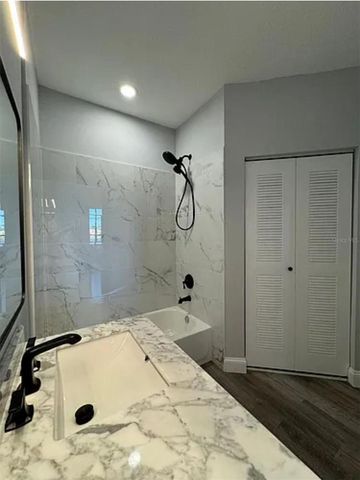 9820 LAKE CHASE ISLAND WAY 9820, Tampa, FL 33626