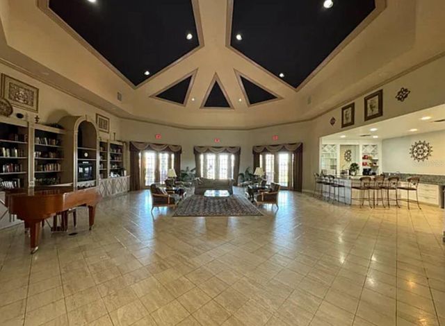 9820 LAKE CHASE ISLAND WAY 9820, Tampa, FL 33626