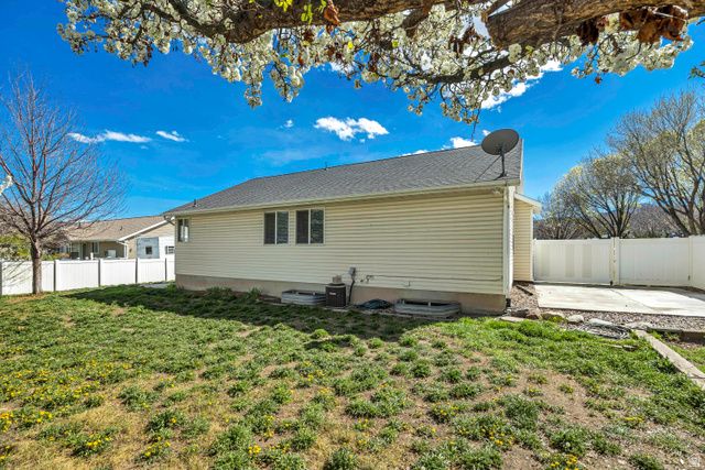 5028 W GRAND VIEW PEAK DR, Riverton, UT 84096