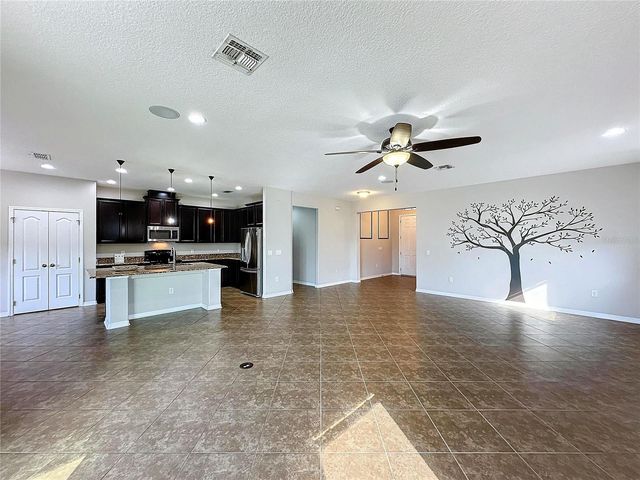 5121 APPENINE LOOP W, St Cloud, FL 34771