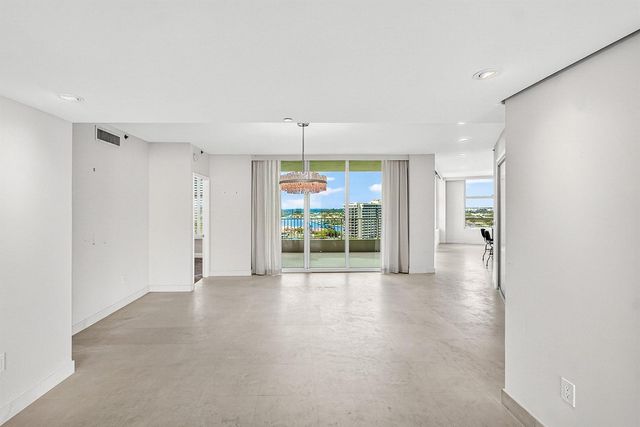 3740 S Ocean Boulevard 1102, Highland Beach, FL 33487