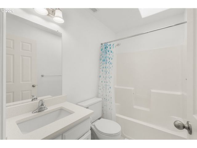 16582 Sw MCGWIRE Ct, Beaverton, OR 97007