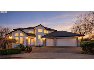 16582 Sw MCGWIRE Ct, Beaverton, OR 97007