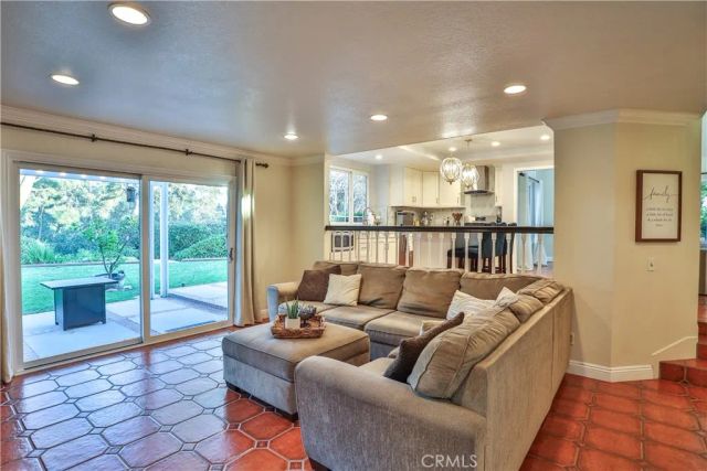 1838 Via Arroyo, La Verne, CA 91750