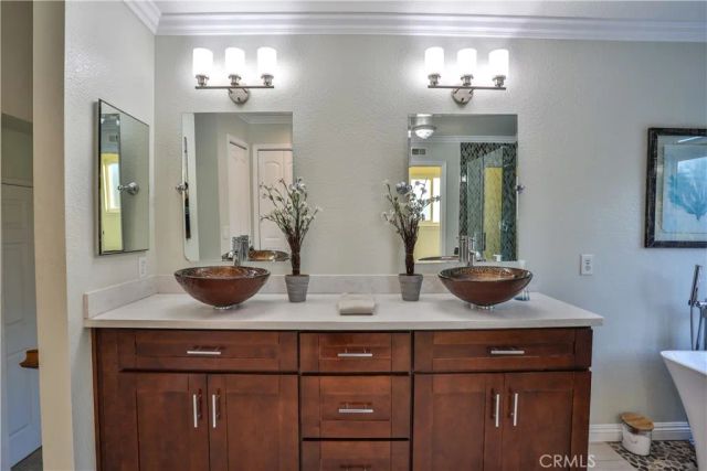 1838 Via Arroyo, La Verne, CA 91750