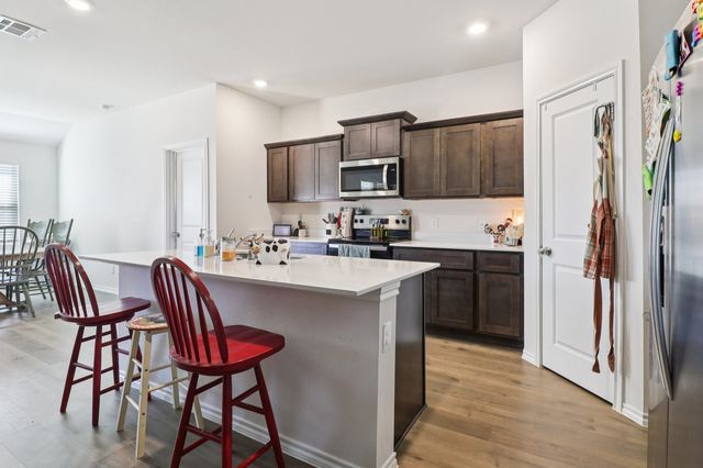 550 Burnett Trail, Canton, TX 75103