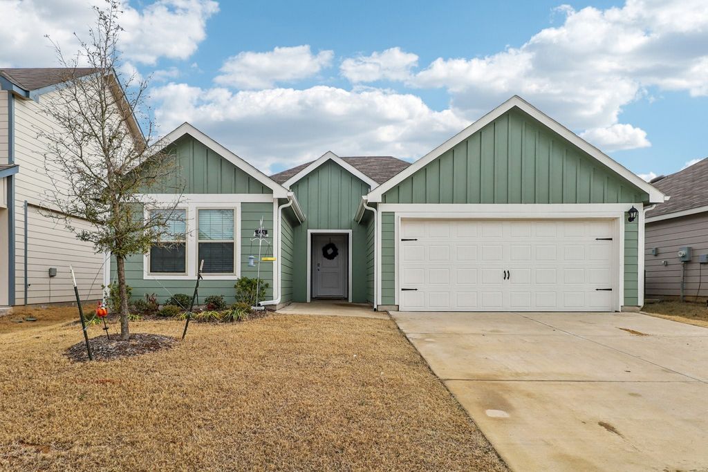 550 Burnett Trail, Canton, TX 75103