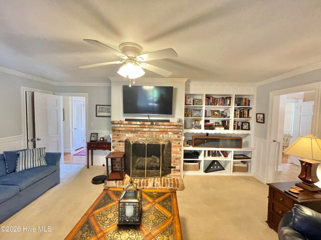 1501 Brownlea Drive, Greenville, NC 27858