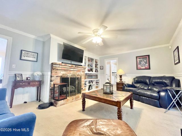 1501 Brownlea Drive, Greenville, NC 27858
