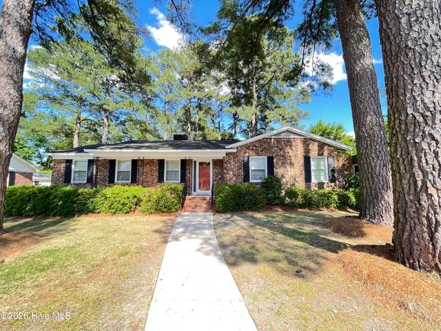 1501 Brownlea Drive, Greenville, NC 27858